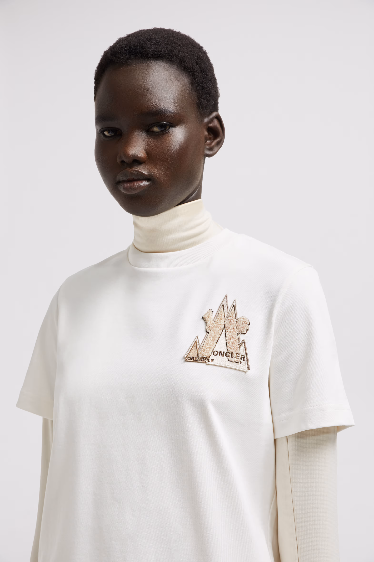 Mountain Logo Patch Cotton T-Shirt Women White Moncler 4